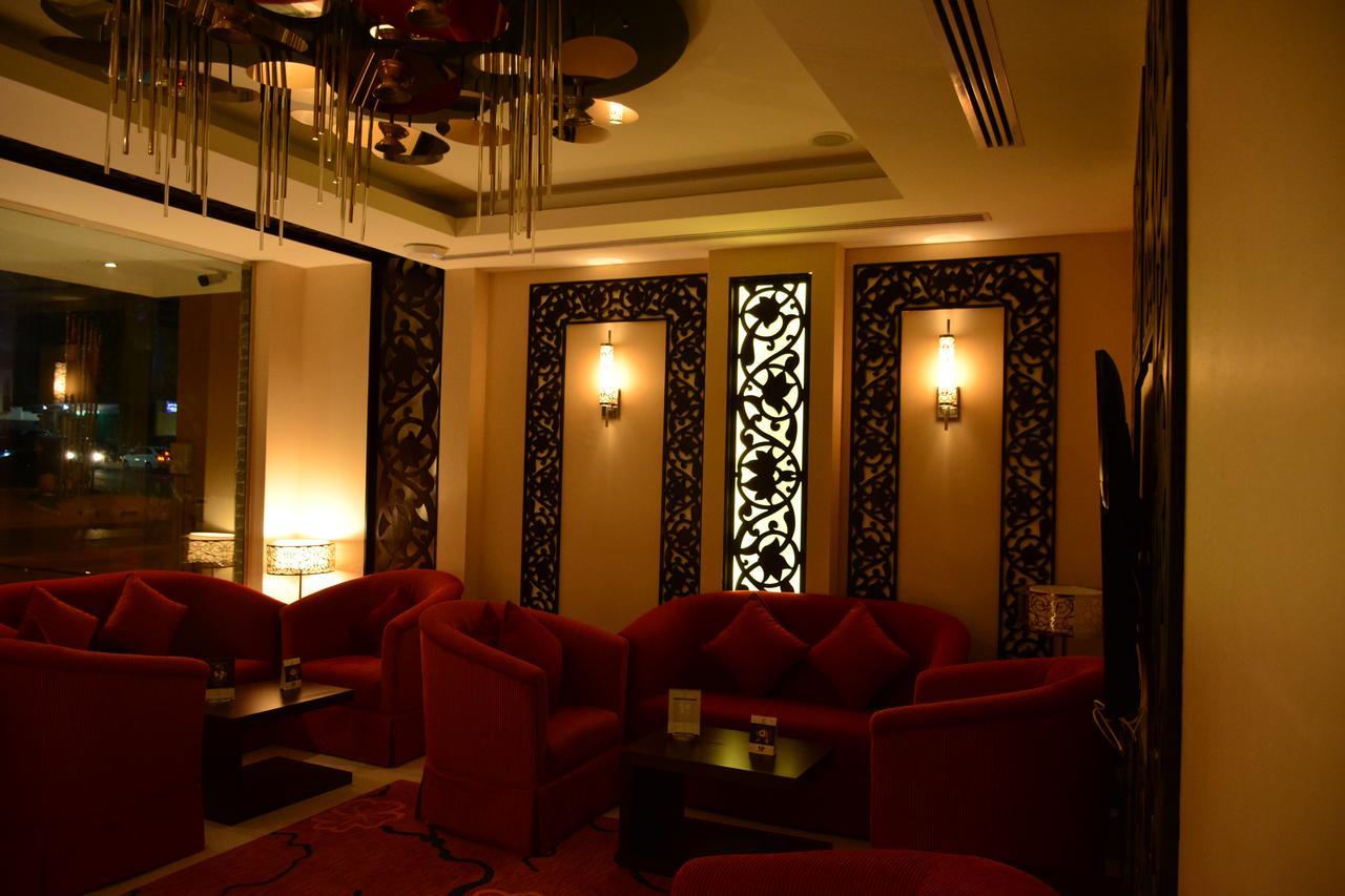 Home Inn Hotel Suites อัลโคห์บาร์ ภายนอก รูปภาพ